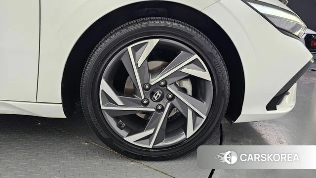 Hyundai The New Avante (CN7) id 4898211 из Кореи 24