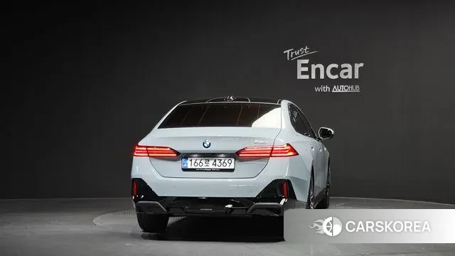 BMW 5 Series (G60) id 3674673 из Кореи 14