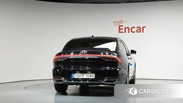 Hyundai The New Grandeur IG id 4740504 из Кореи 33
