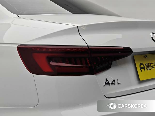 Audi A4L id 4254547 из Китая 14
