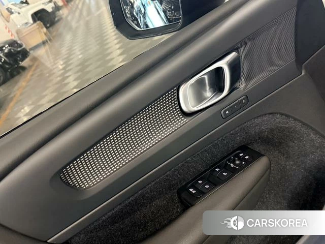 Volvo XC40 id 4207125 из Китая 12