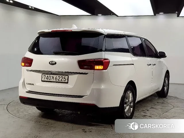 Kia The New Carnival id 3619162 из Кореи 14