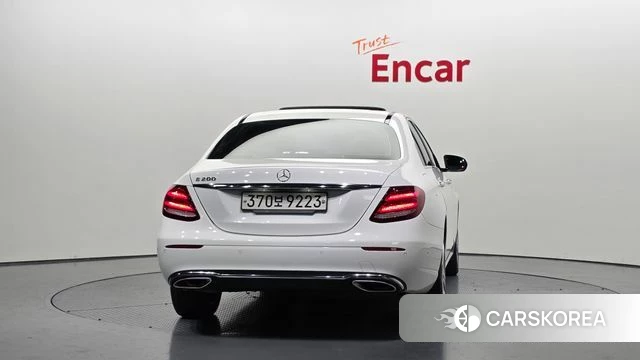 Mercedes-Benz E-Class W213 id 3808429 из Кореи 14