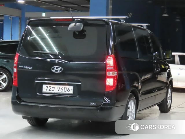 Hyundai The New Grand Starex id 3873302 из Кореи 14