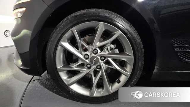 Genesis The New G70 id 2965192 из Кореи 14