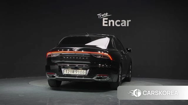 Hyundai The New Grandeur IG id 4344075 из Кореи 14