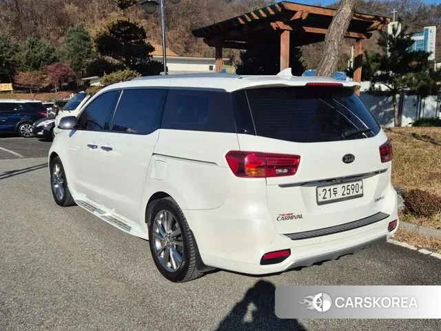 Kia The New Carnival id 3455192 из Кореи 14