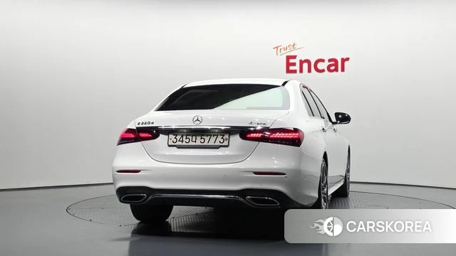 Mercedes-Benz E-Class W213 id 4898743 из Кореи 28