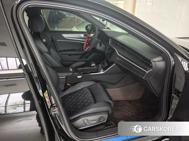 Audi A6L id 3927123 из Китая 16