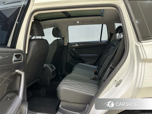 Volkswagen Tiguan L id 4276943 из Китая 8