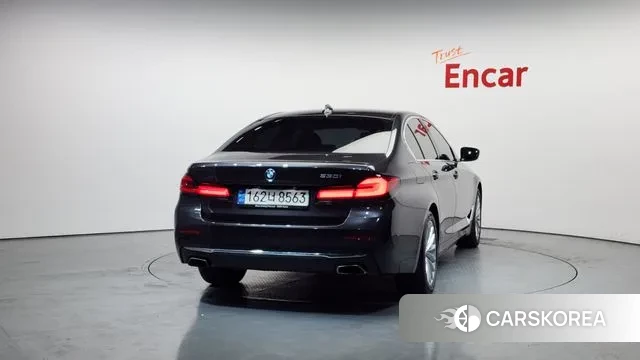 BMW 5 Series (G30) id 3713184 из Кореи 14