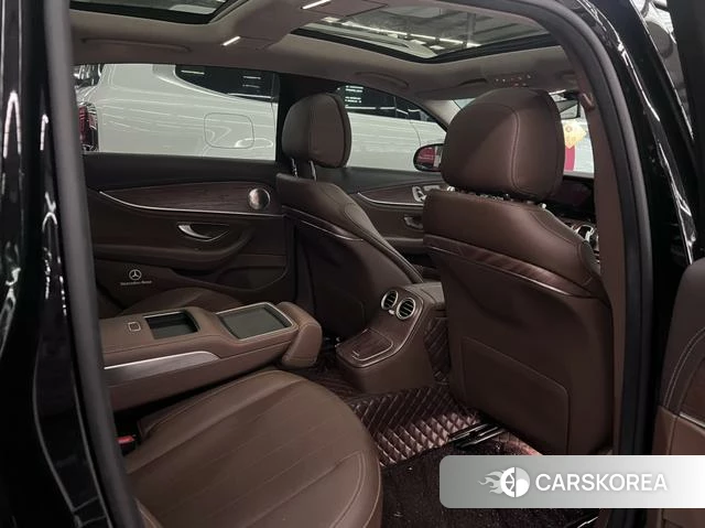 Mercedes-Benz E-class id 4275736 из Китая 11