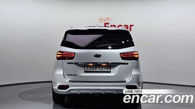 Kia The New Carnival id 2595213 из Кореи 14