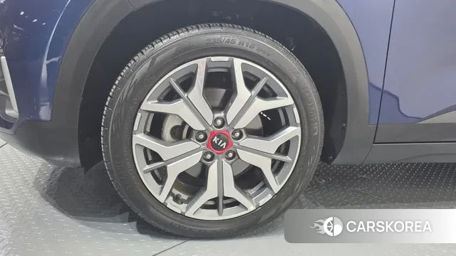 Kia Seltos id 3777817 из Кореи 14