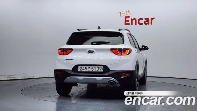 Kia Stonic id 2875969 из Кореи 14