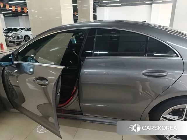 Mercedes-Benz CLA (import) 2025 Серебристо-серый из Китая, фото 6