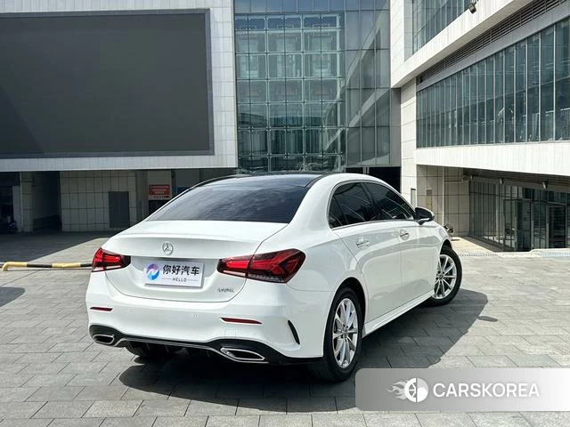 Mercedes-Benz Class A 2022 Белый из Китая, фото 4