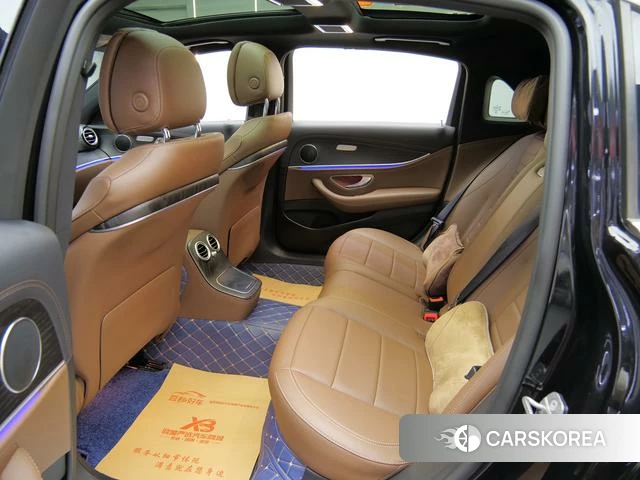 Mercedes-Benz E-Class id 4387375 из Китая 14