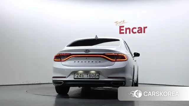 Hyundai Grandeur IG id 3198522 из Кореи 14