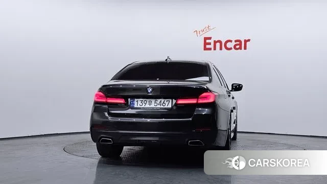 BMW 5 Series (G60) id 3639171 из Кореи 14