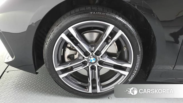 BMW 1 Series (F40) id 3826091 из Кореи 14