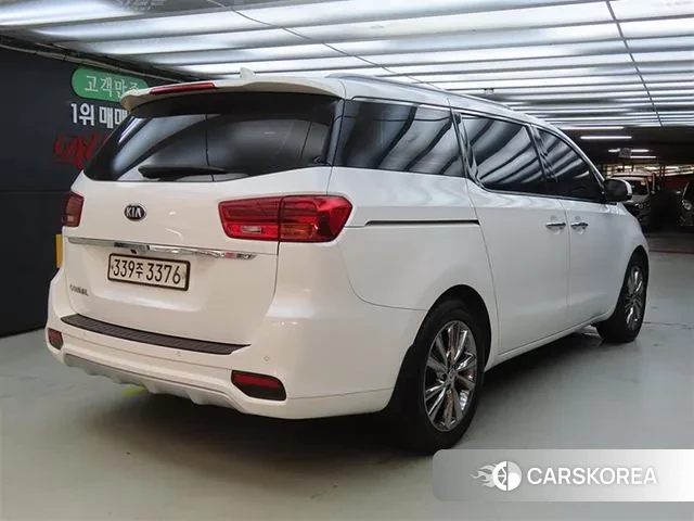 Kia The New Carnival id 3302909 из Кореи 14