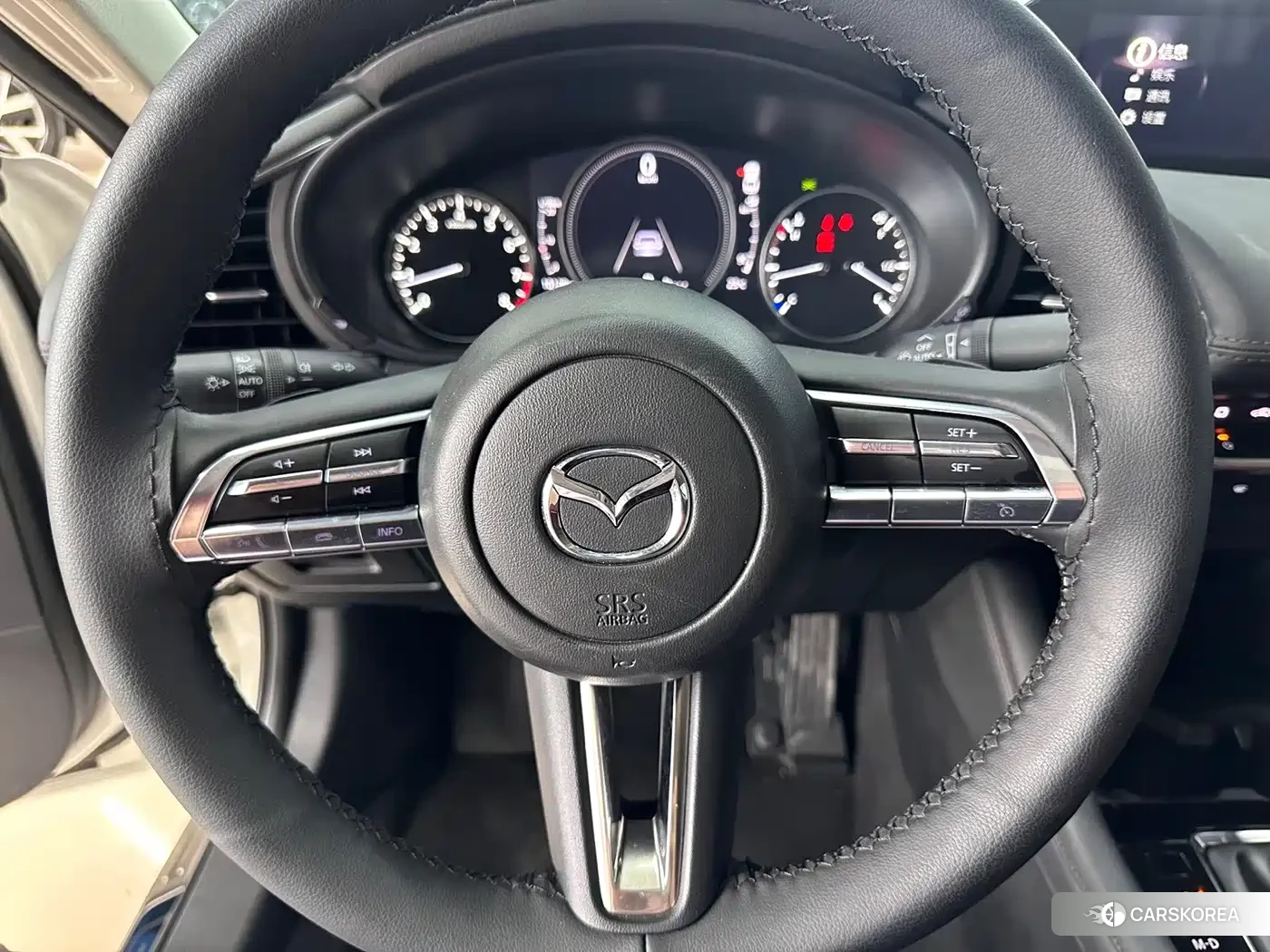 Mazda 3 2023 Белый из Китая, фото 4