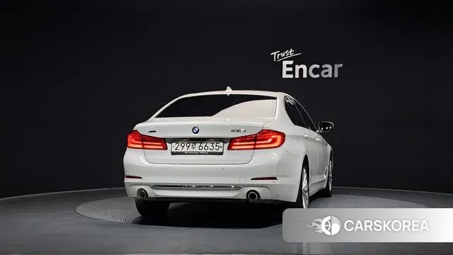 BMW 5 Series (G30) id 3778756 из Кореи 14