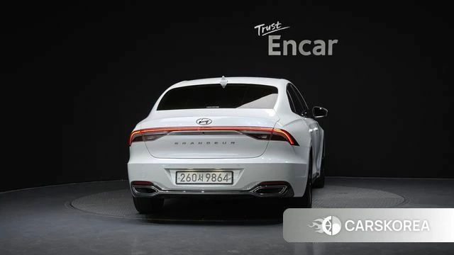 Hyundai The New Grandeur IG Hybrid id 4325042 из Кореи 14