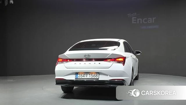 Hyundai Avante Hybrid (CN7) id 4872100 из Кореи 14