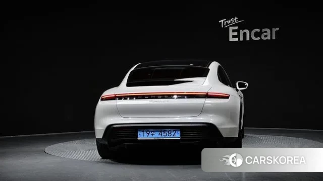 Porsche Taycan id 3462684 из Кореи 14