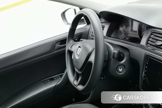 Volkswagen Santana id 4279095 из Китая 18