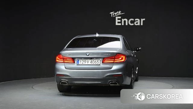BMW 5 Series (G30) id 4325791 из Кореи 27