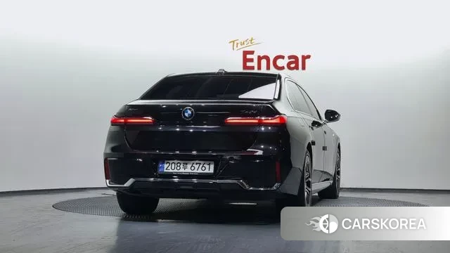 BMW 7 Series (G70) id 3457146 из Кореи 14