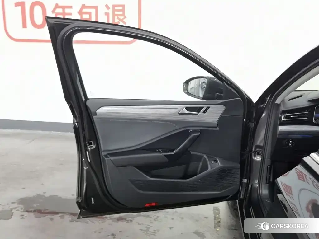 Volkswagen Sagitar id 4576478 из Китая 18