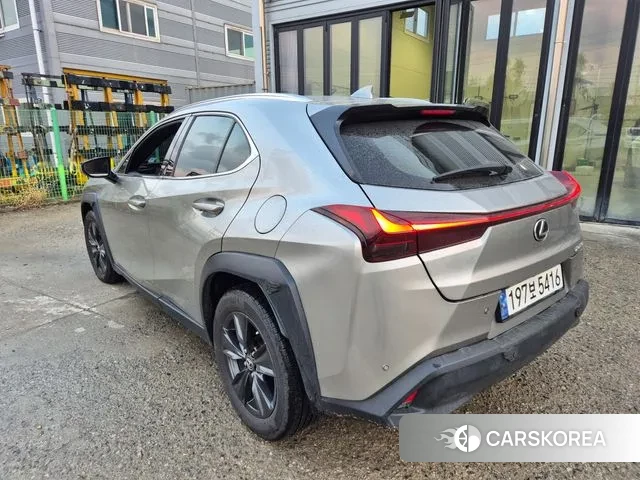 Lexus UX250h id 3415875 из Кореи 14