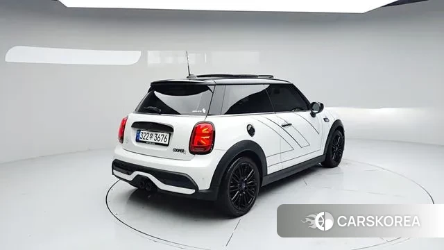 Mini Cooper S id 3618979 из Кореи 14