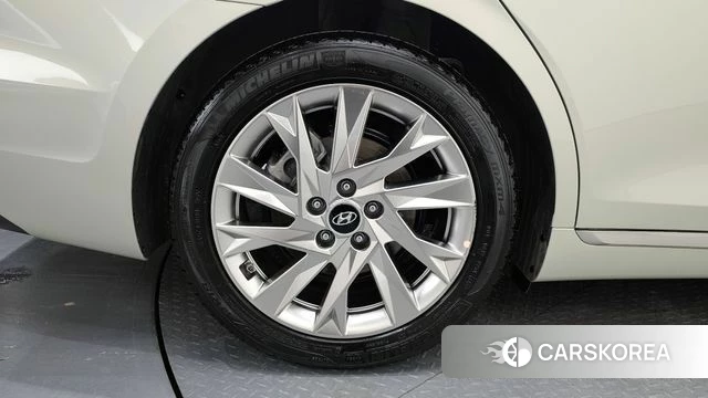 Hyundai The New Grandeur IG Hybrid id 3897541 из Кореи 14