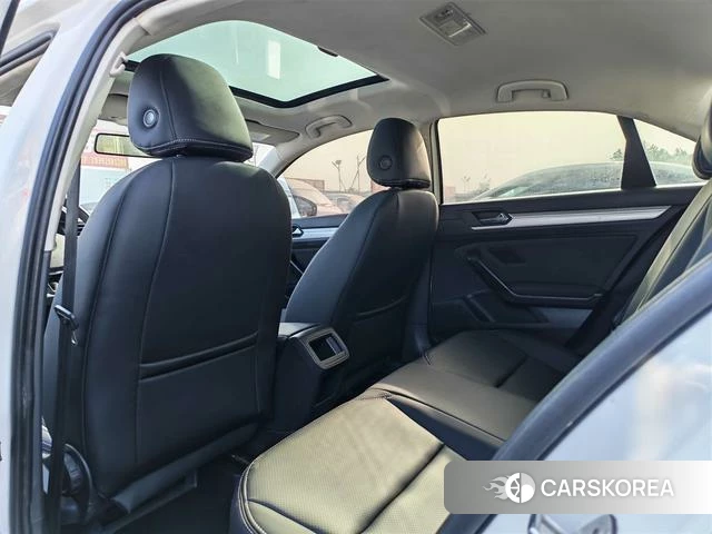 Volkswagen Lingdu 2022 Белый из Китая, фото 4