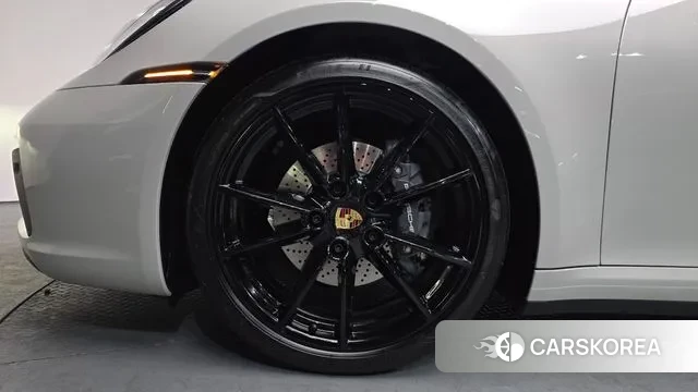 Porsche 911(992) id 3751143 из Кореи 14