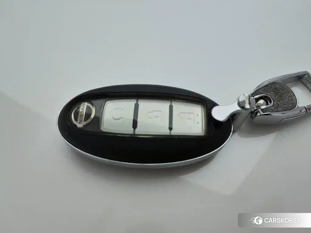 Nissan Qijun id 4629074 из Китая 18