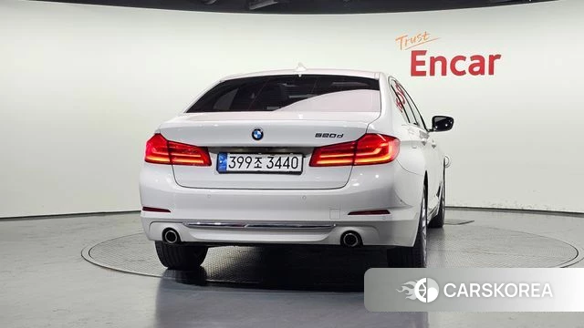 BMW 5 Series (G30) id 4251308 из Кореи 14