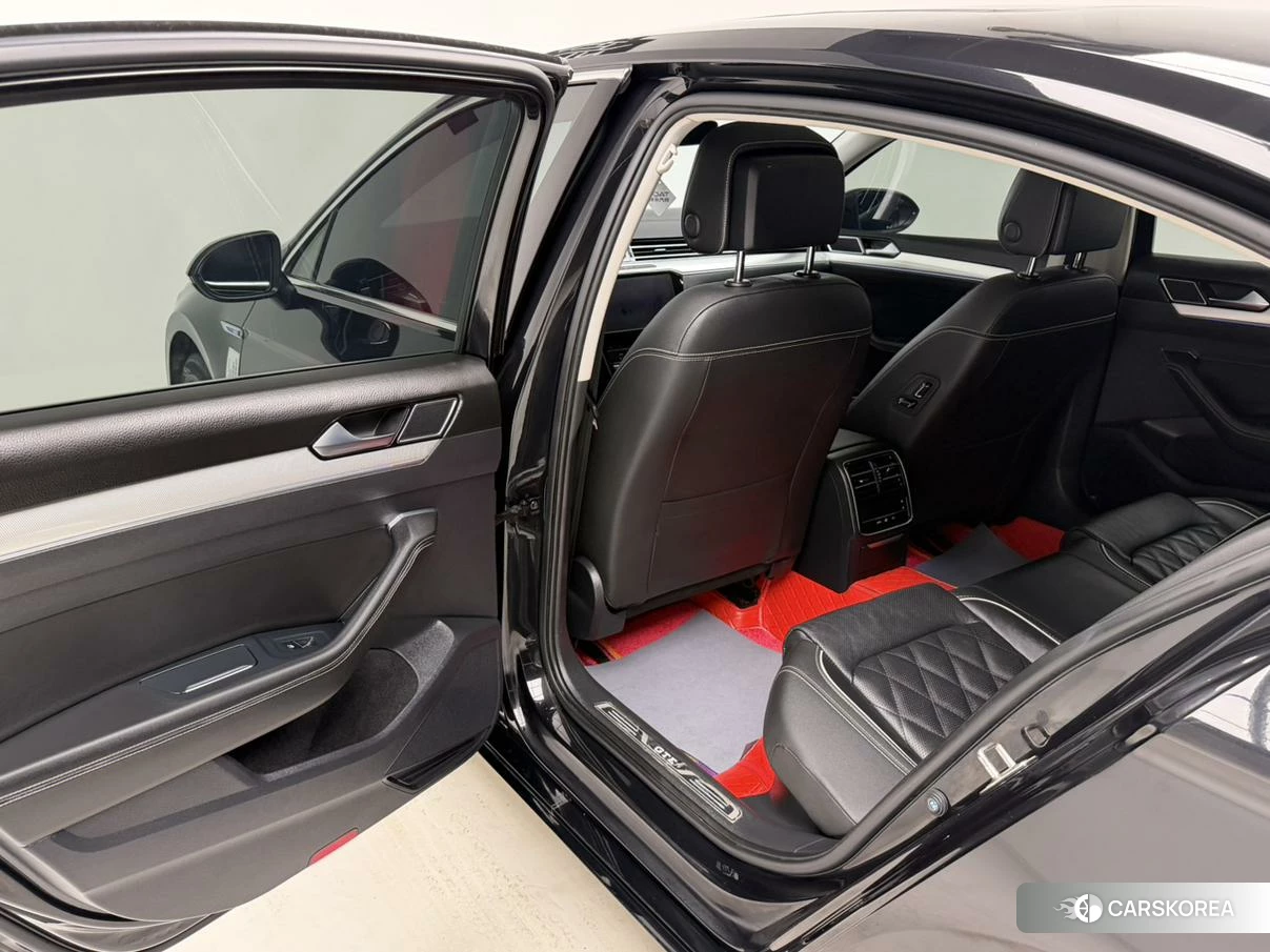 Volkswagen Magotan PHEV id 4487219 из Китая 12