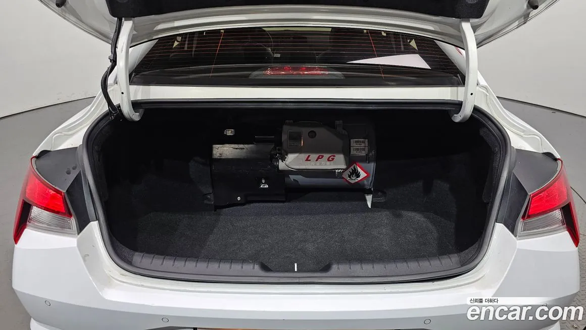 Hyundai Avante (CN7) 2021 Белый из Кореи, фото 4