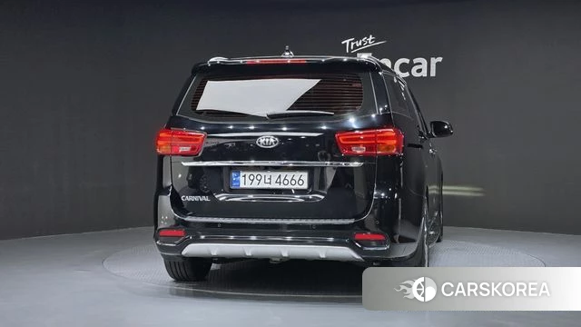 Kia The New Carnival id 4502574 из Кореи 13