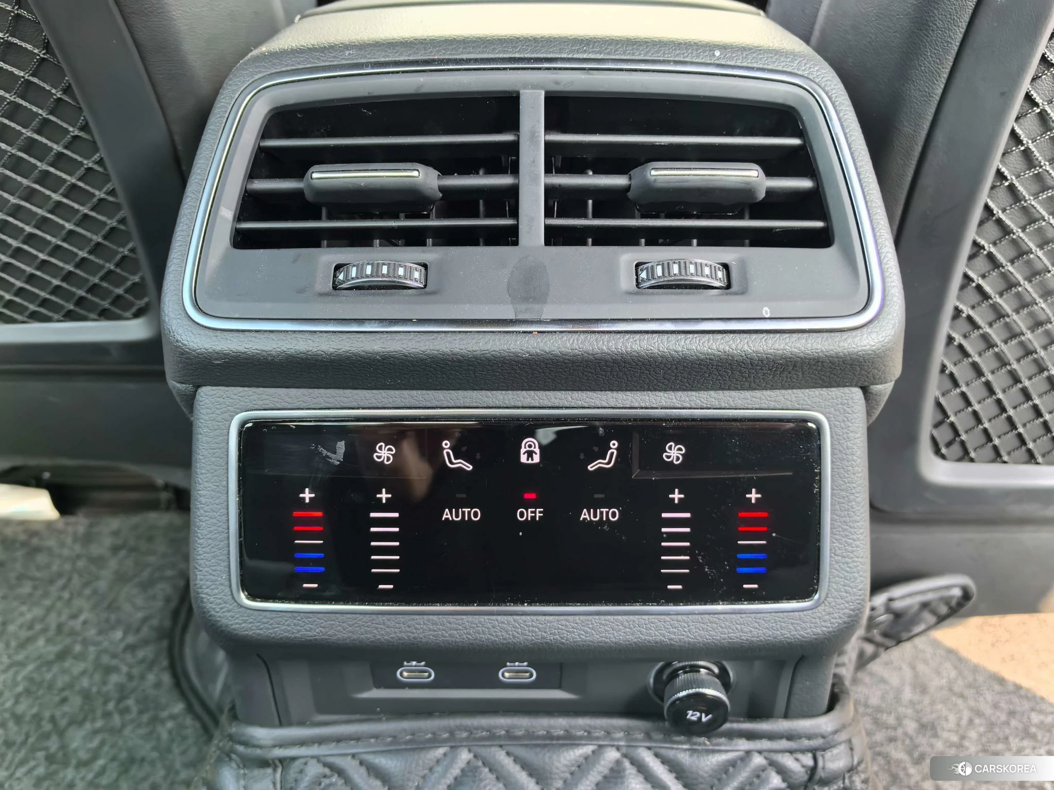 Audi A6L id 4473324 из Китая 13