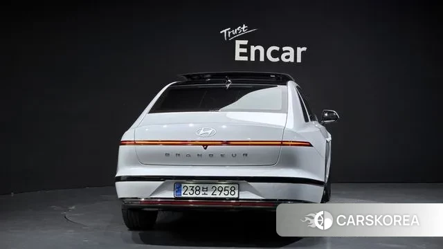 Hyundai Grandeur Hybrid (GN7) id 3058064 из Кореи 14