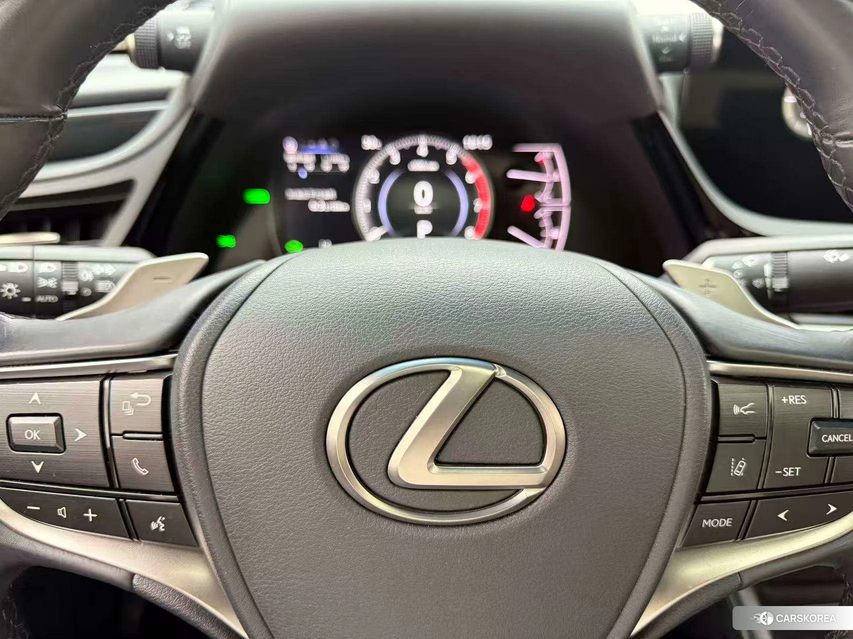 Lexus ES id 4455755 из Китая 9