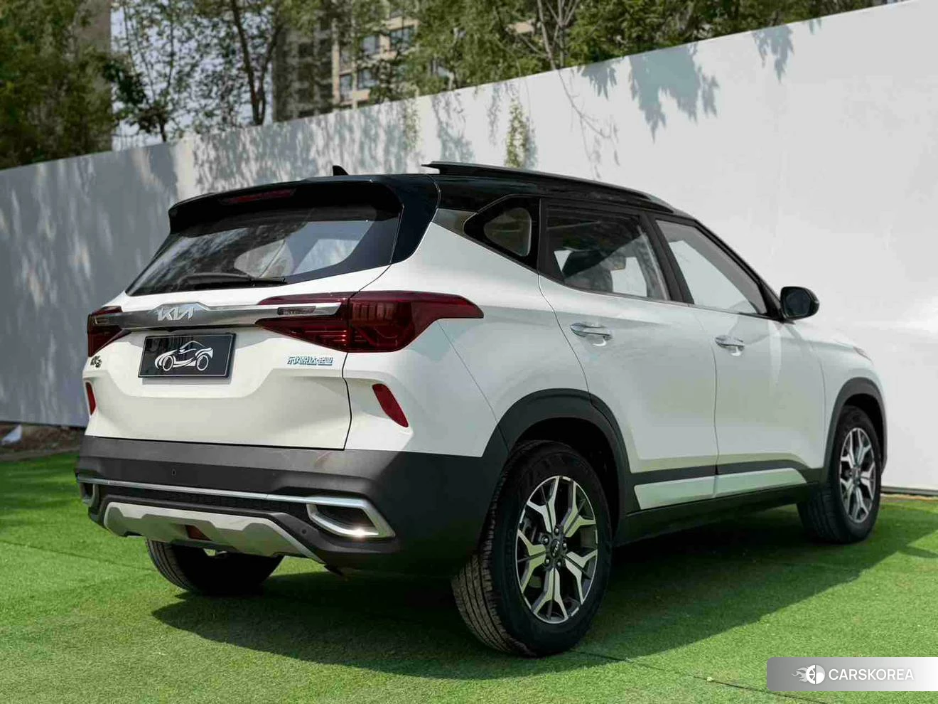 Kia KX3 2021 Белый из Китая, фото 4
