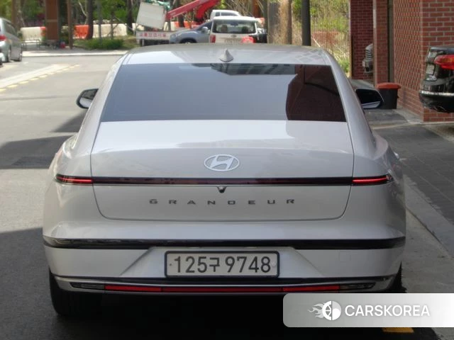 Hyundai Grandeur (GN7) id 4194708 из Кореи 14